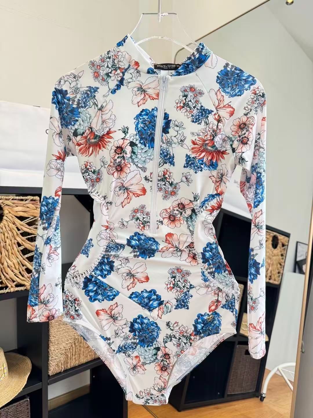 Costume Intero a Maniche Lunghe con Zip e Stampa Floreale