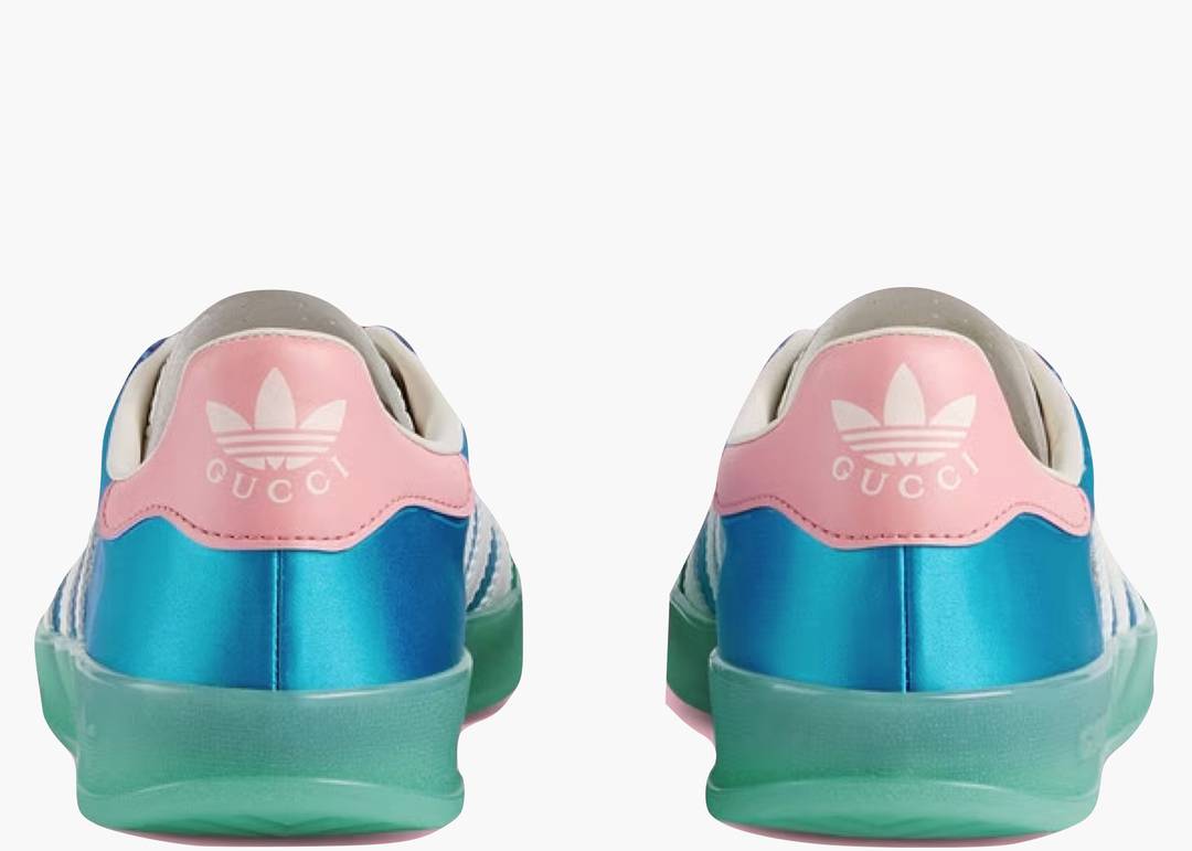 GG x Adidas Gazelle Hellblaue Seide