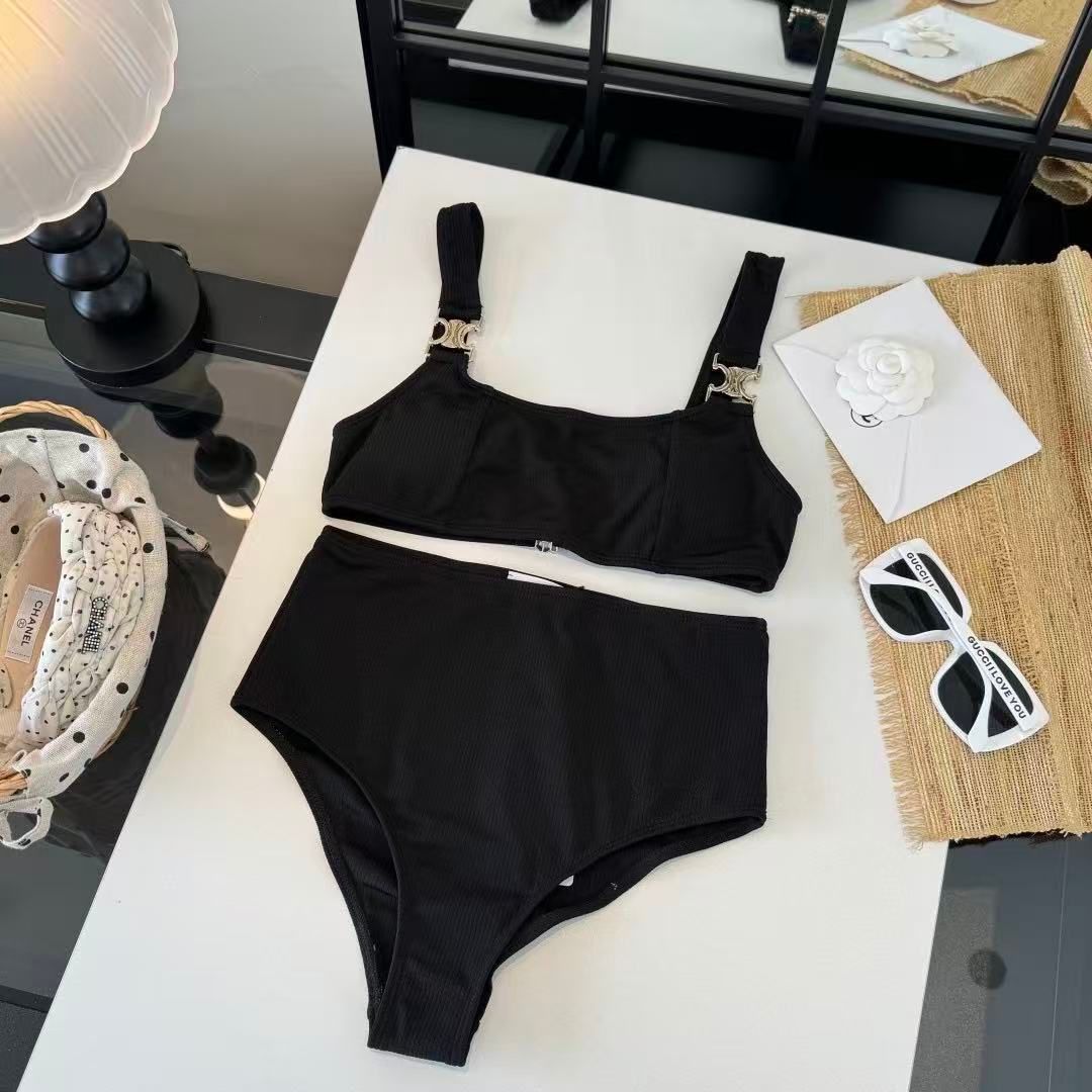 Bikini Set Triomphe Vita Alta Nero con Dettagli Oro