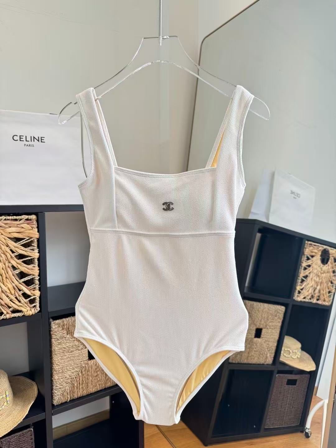 Costume Intero a Costine Bianco