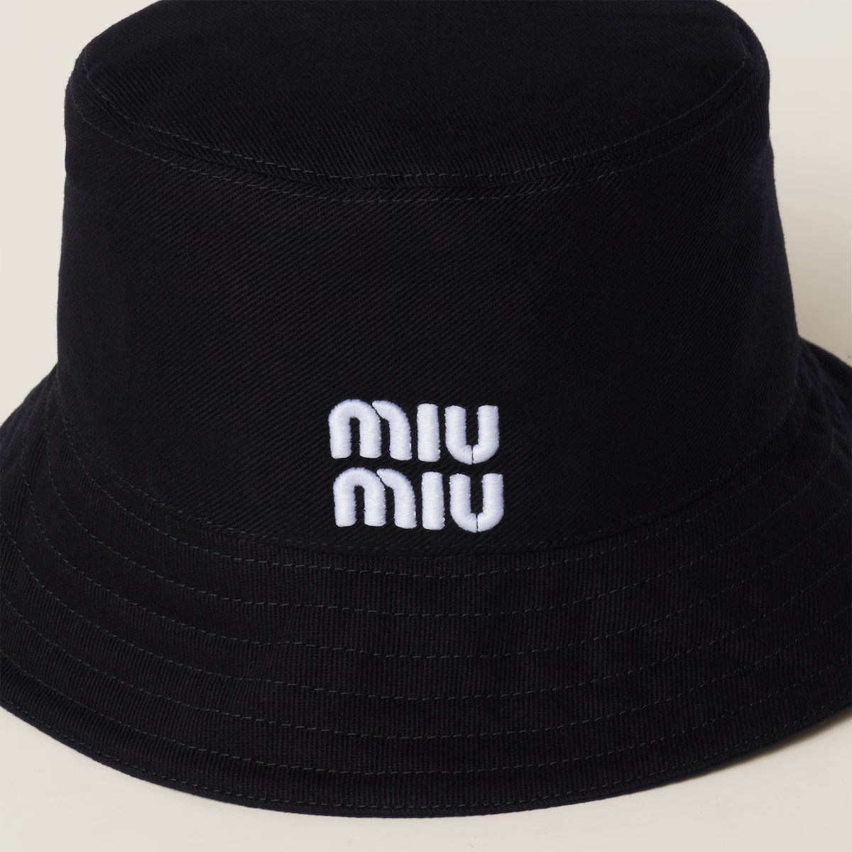 Black/White drill bucket hat