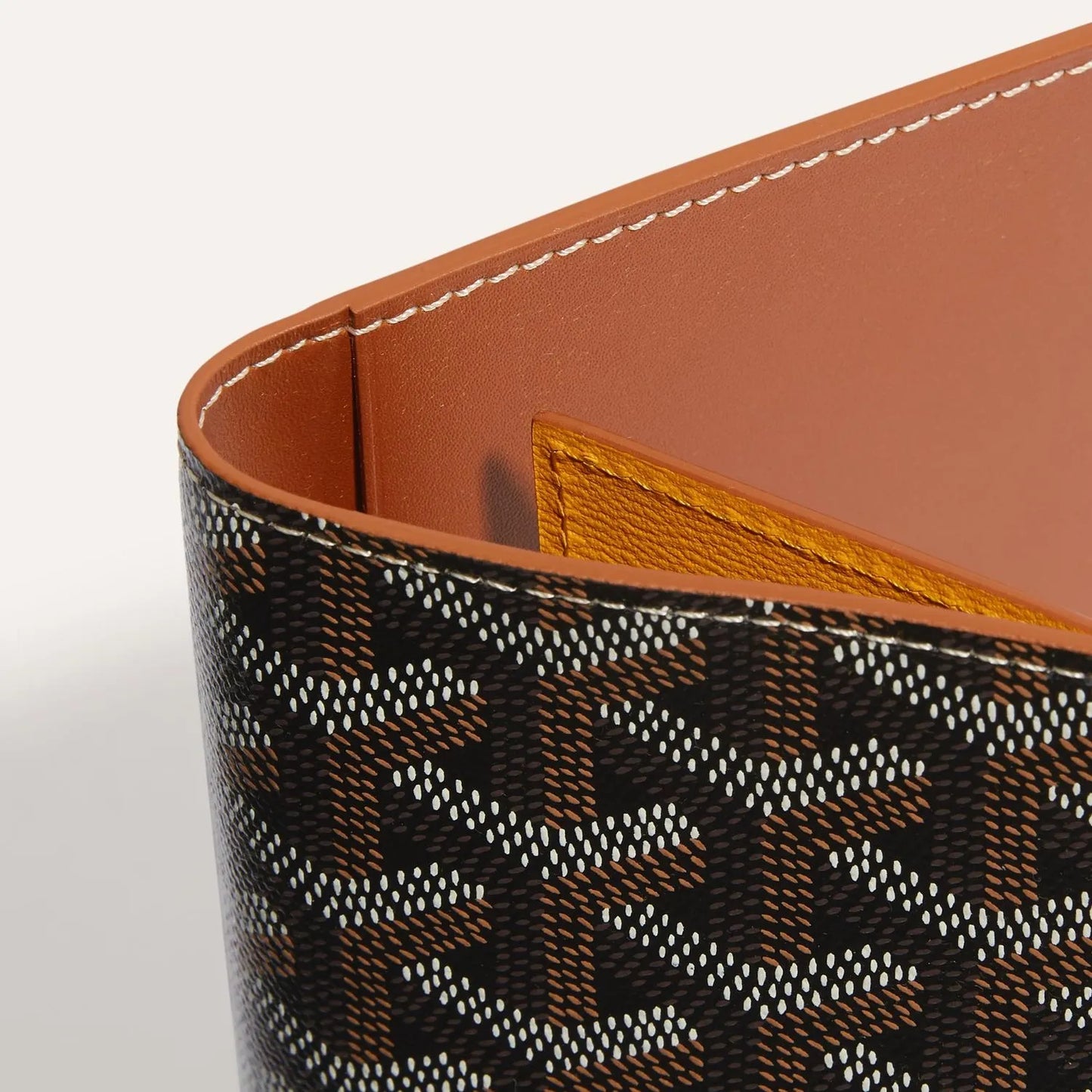 Grenelle Passport Cover Black & Tan