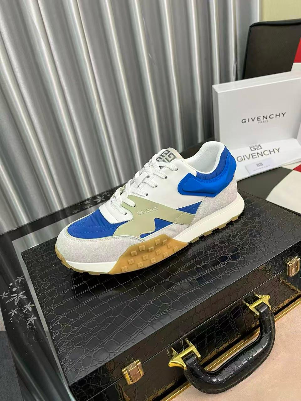 Blue/Beige G-Move Leather and Suede Sneakers