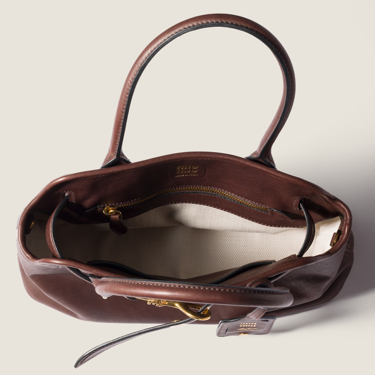 Aventure medium bag in nappa leather with briarwood effect