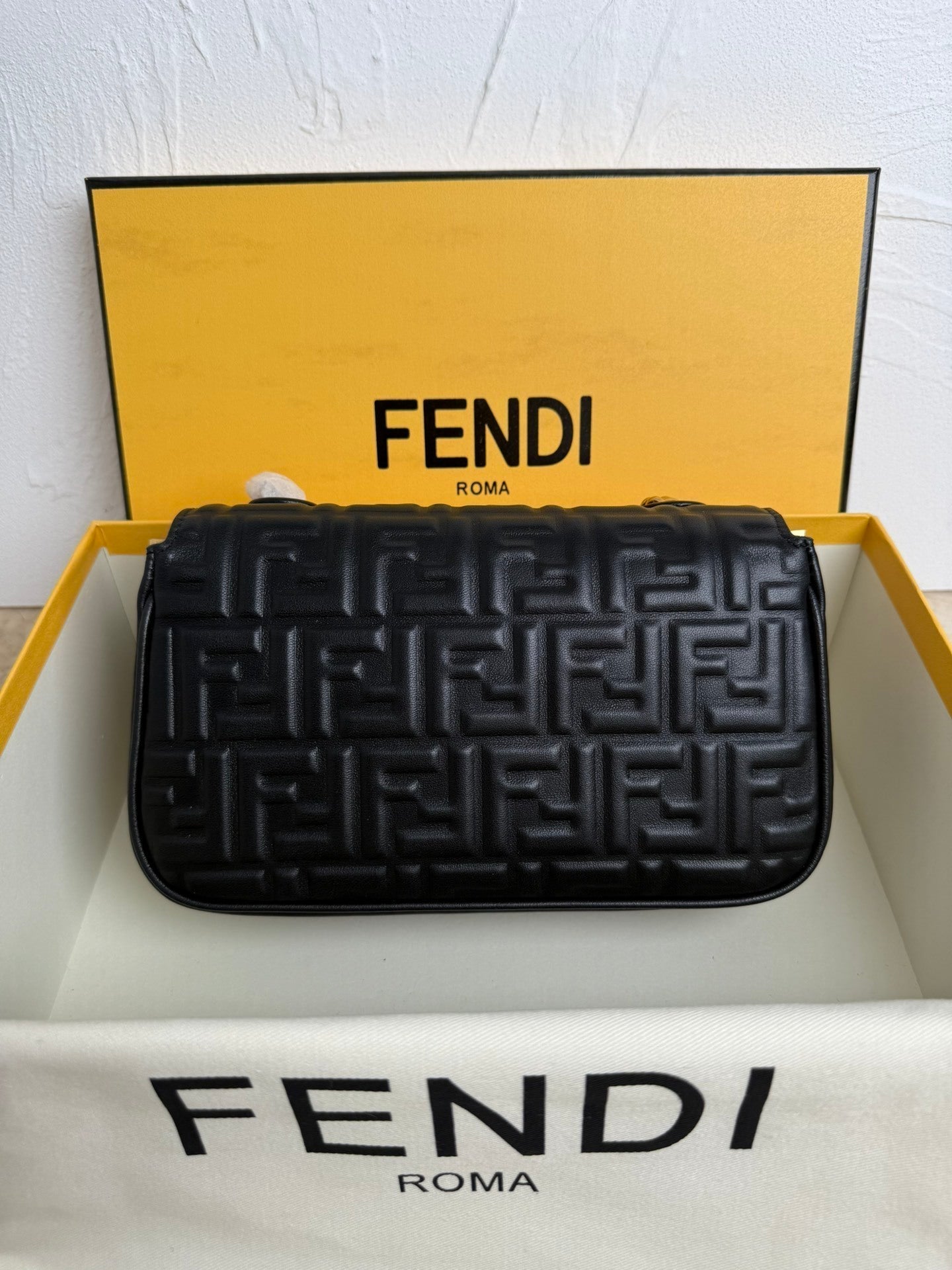 Black nappa leather On Chain Baguette wallet