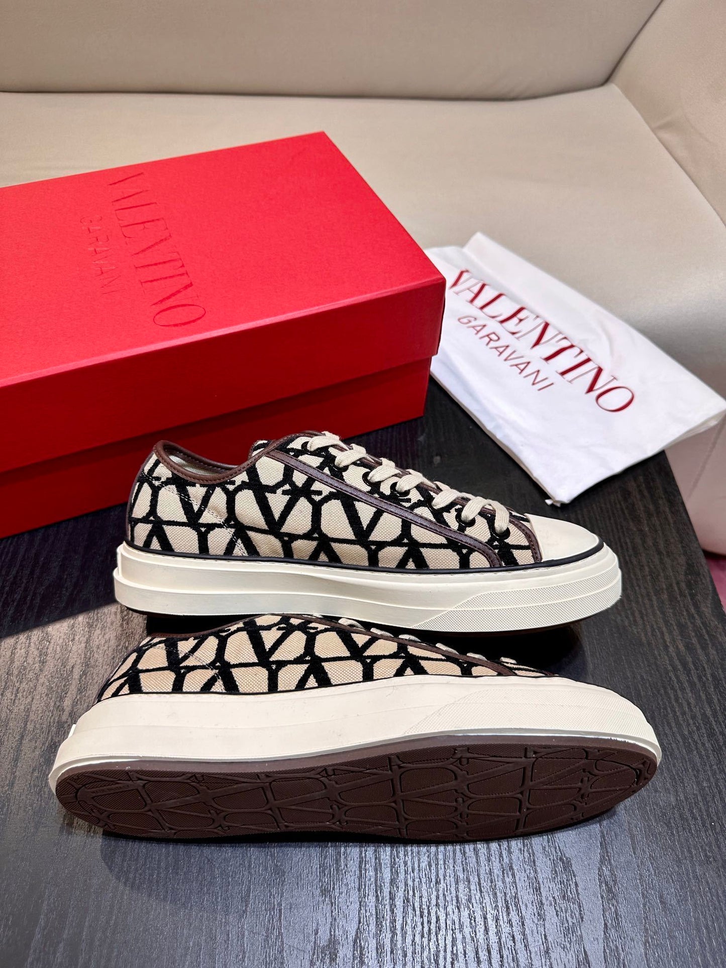 Low-top Toile Iconographe Totaloop Sneakers Beige / Black