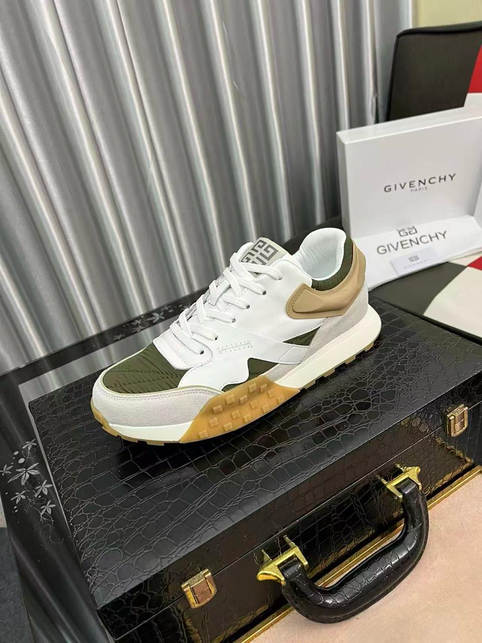 G-Move Leather and Suede Sneakers Military Green