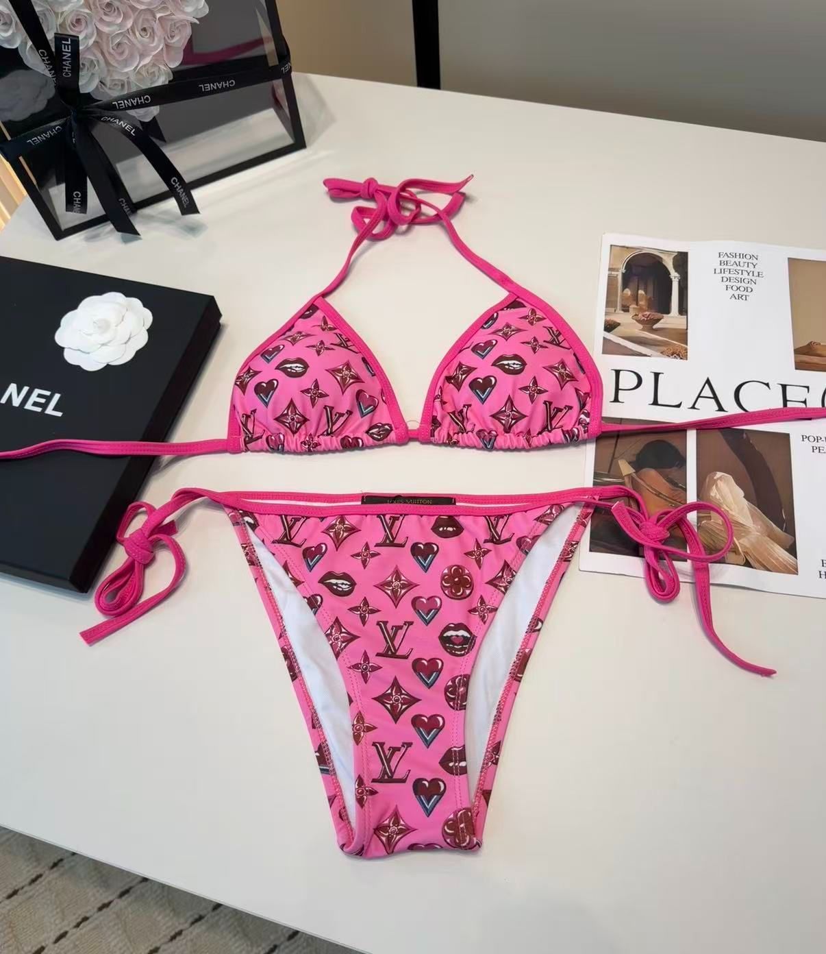 Bikini Pop-Art Lips and Hearts Rosa