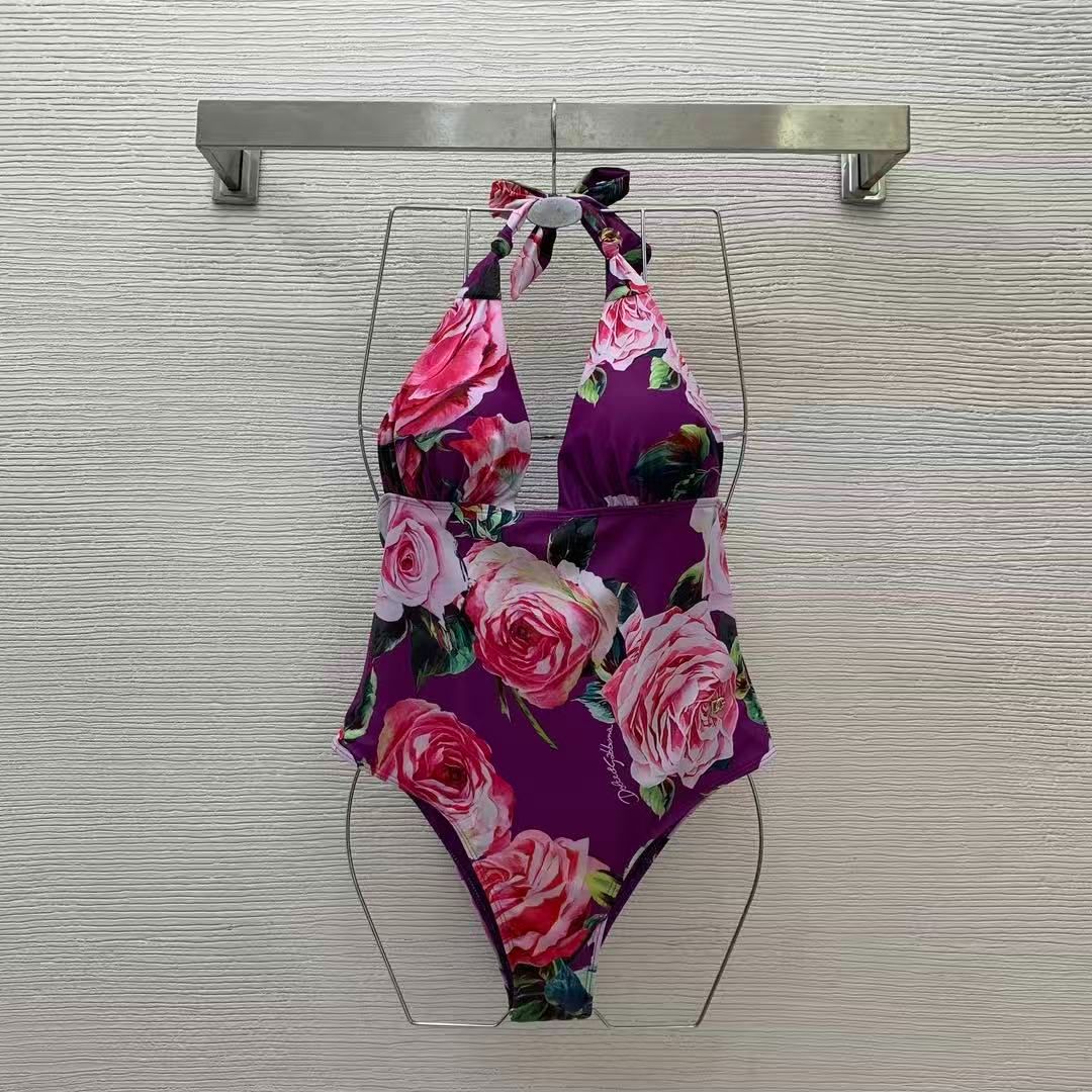 Costume Intero con Stampa Rose Giardino Iconico
