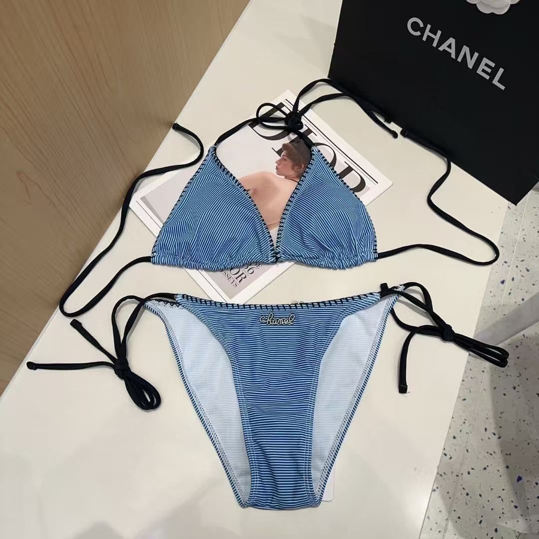 Bikini Set a Righe Blu