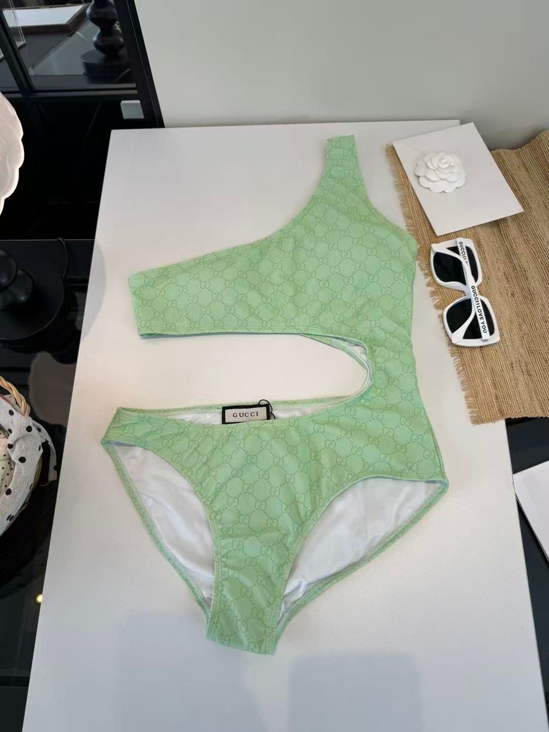 Costume Intero Asimmetrico Cutout Monogram GG Verde Menta
