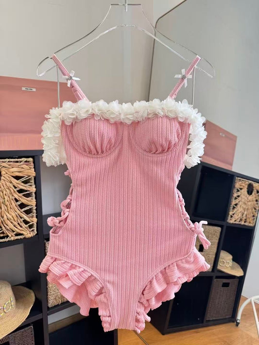 Costume Intero Balze e Applicazioni Floreali Rosa