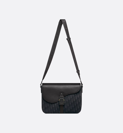 Borsa a tracolla Saddle con pattina nero