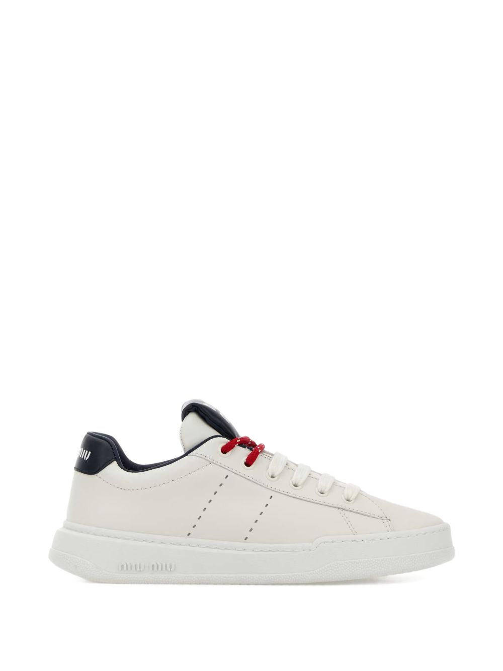 Black/white leather sneakers