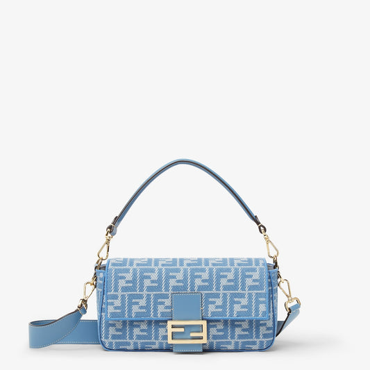 Mittelgroße Tasche aus blauem Denim-Effekt-FF-Jacquard