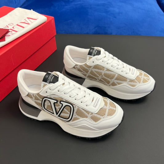 Sneakers Lacerunner con rifiniture in pelle scamosciata Toile Iconographe