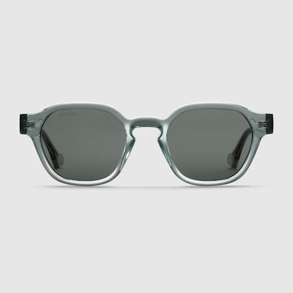 Men's oval sunglasses in transparent grey