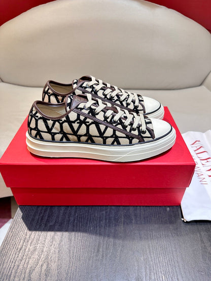 Low-top Toile Iconographe Totaloop Sneakers Beige / Black
