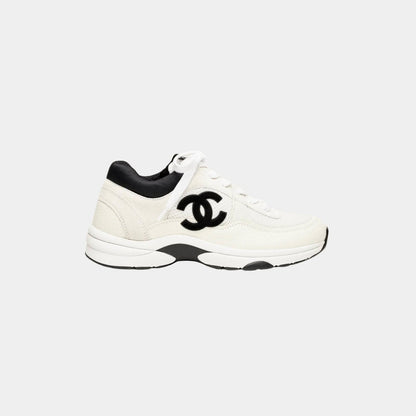 White/black mesh suede sneakers