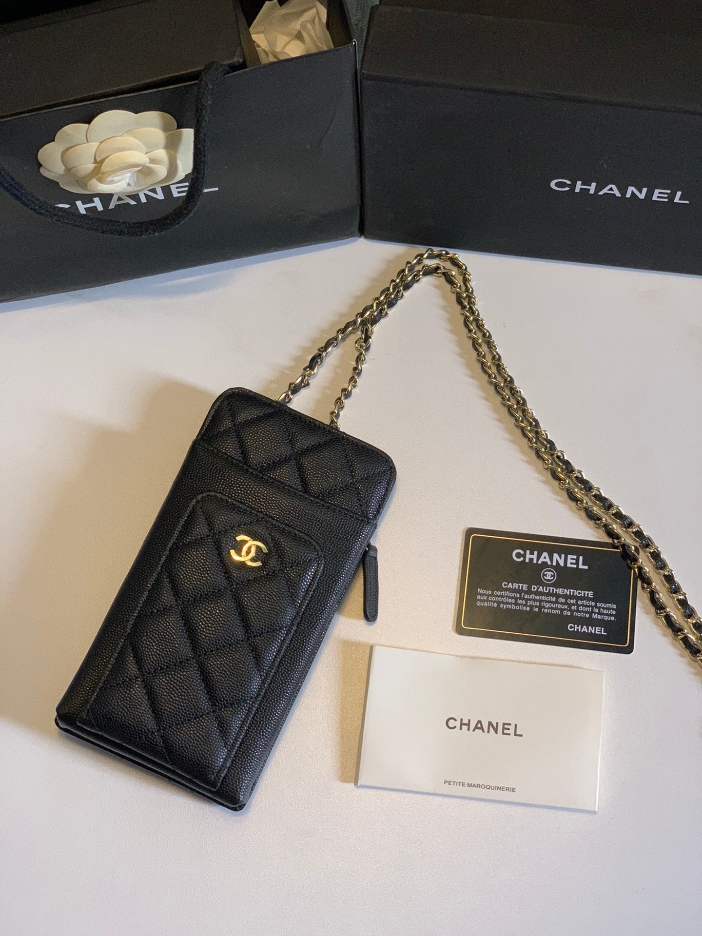 Borsa a tracolla Timeless Card Holder in pelle di agnello nera