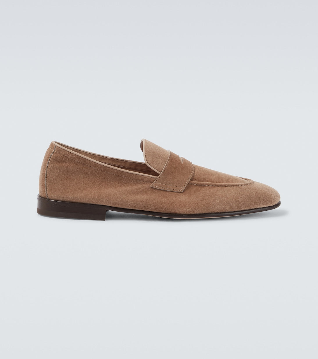 Penny loafers in beige suede