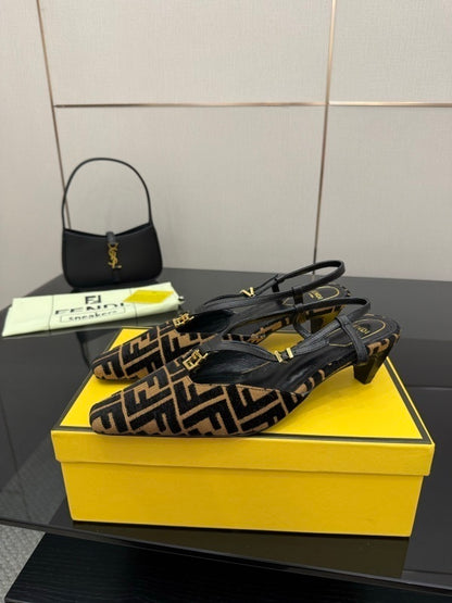 Colibrì Lite FF jacquard slingback pumps