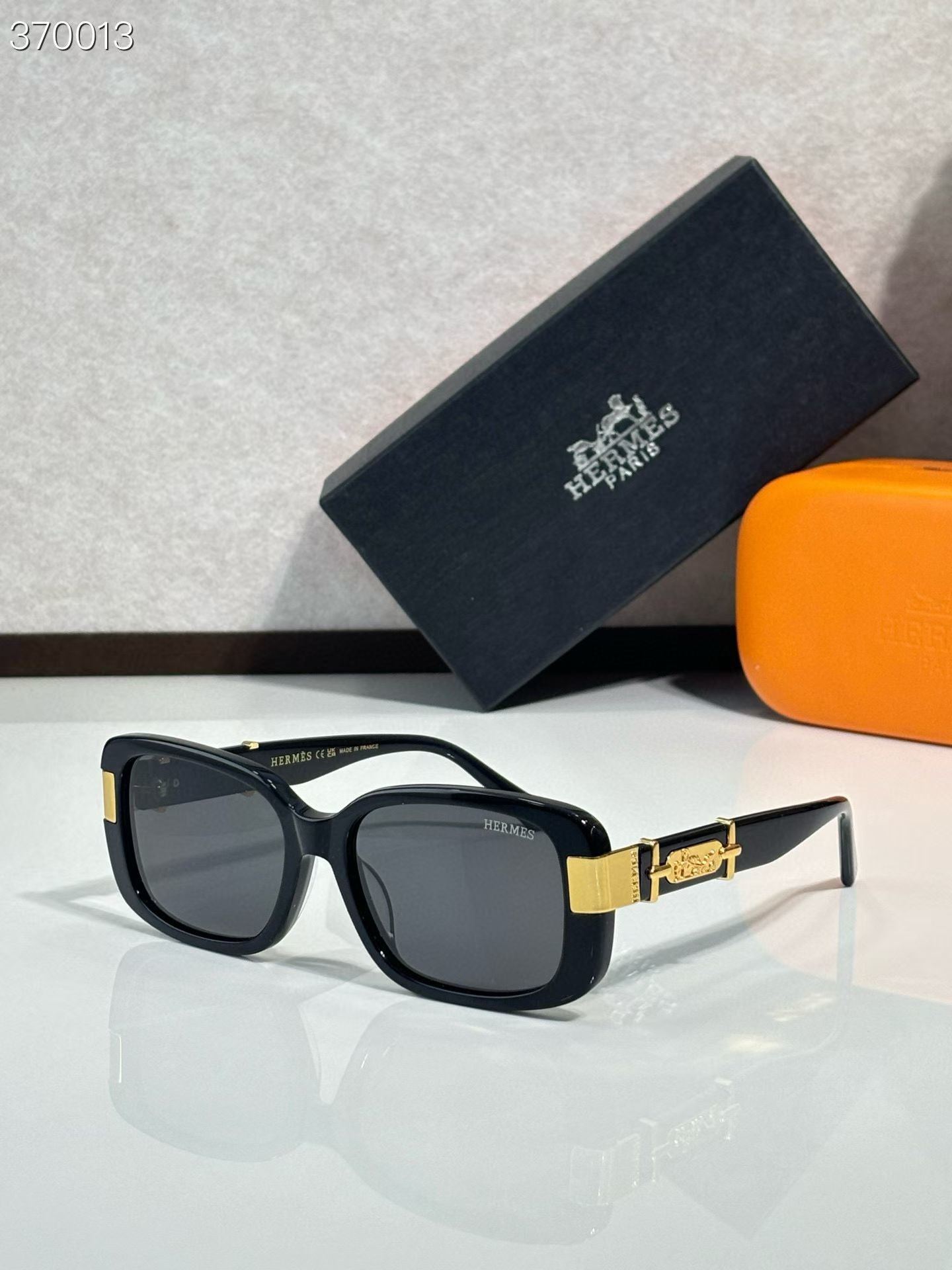 Occhiali da sole 9705 Nero/Oro