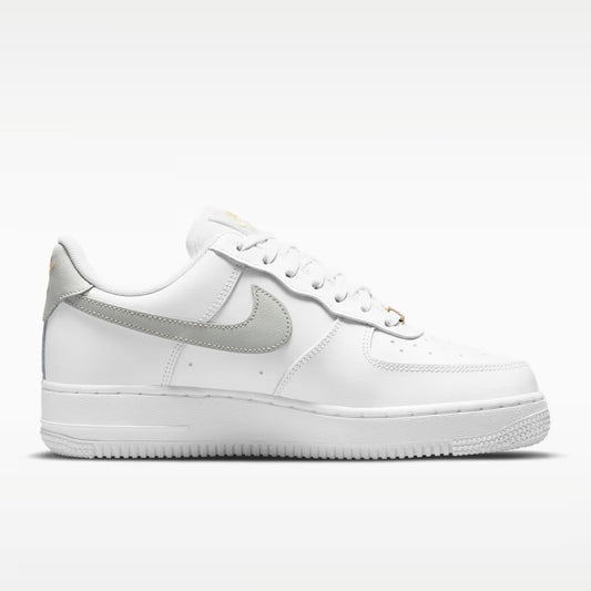 Air Force 1 '07 Essential Bianco/Light Silver