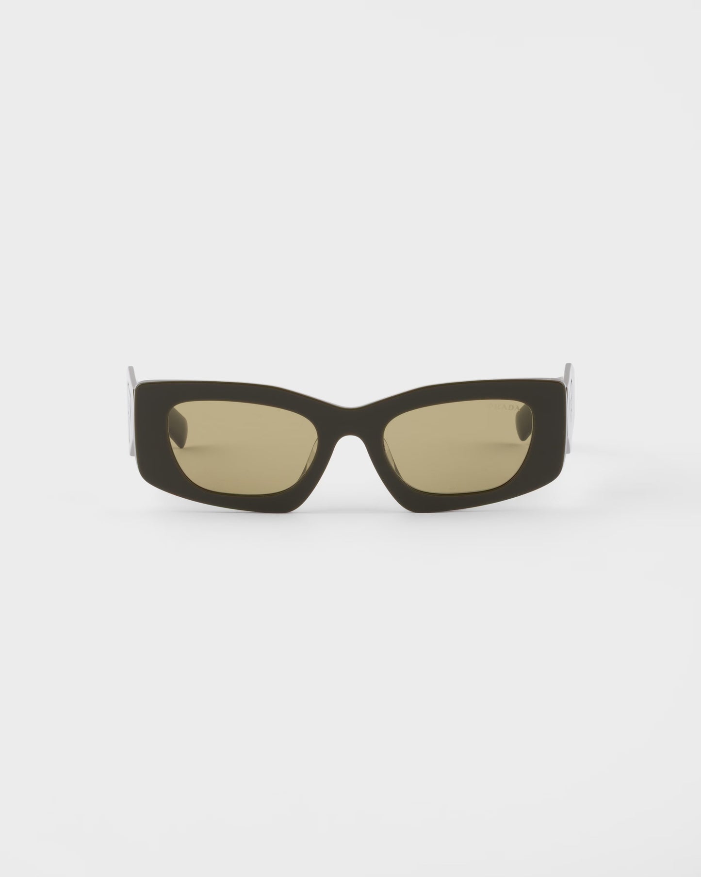 Sunglasses with Triangle logo and olive lenses