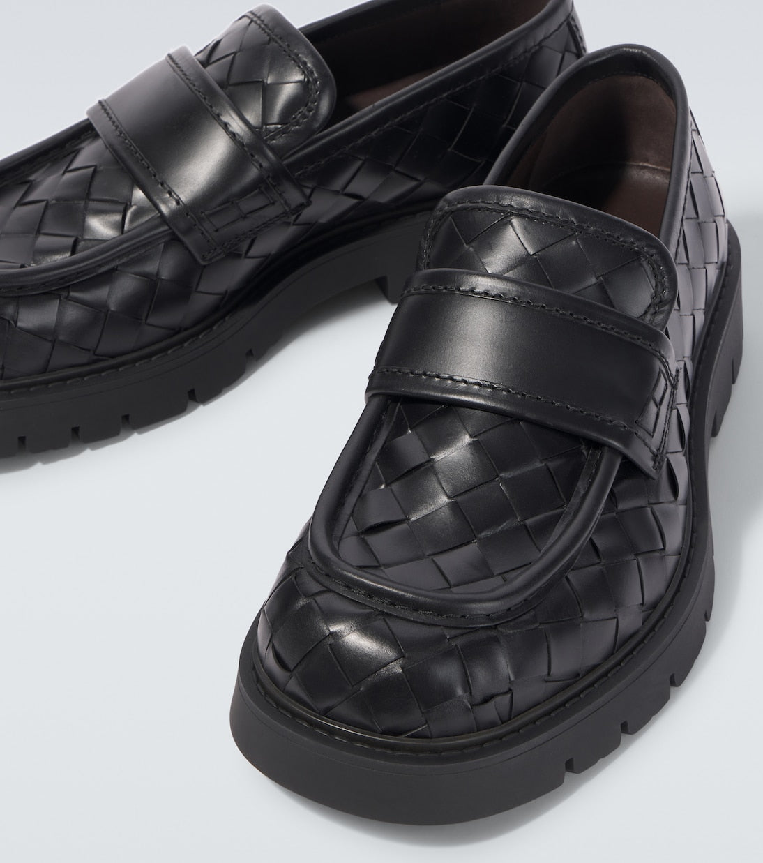 Haddock Braided black leather loafers with rubber sole