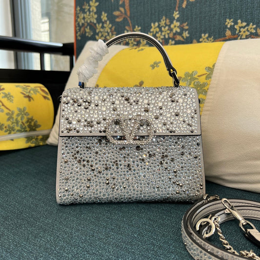 VSling mini borsa impreziosita da cristalli glitter bianca