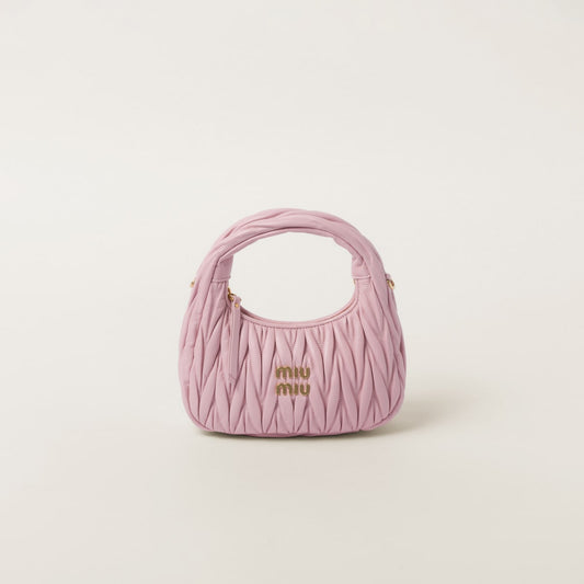 Wander kleine Hobo-Tasche aus rosa gestepptem Nappaleder