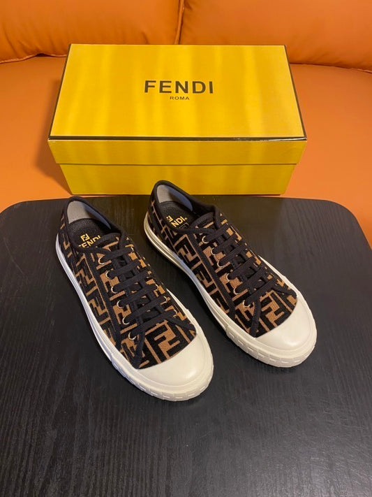 Domino Low Tops In tessuto FF marrone fondant