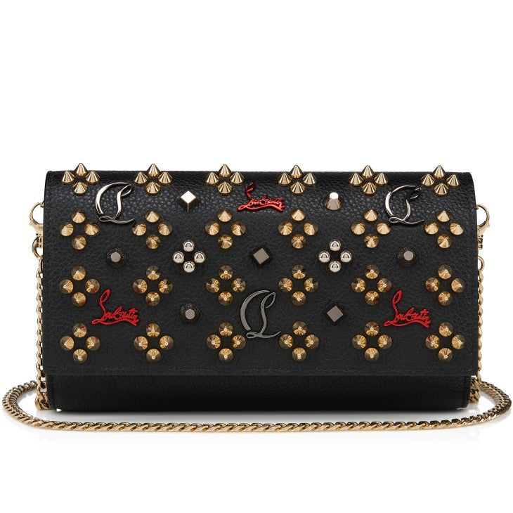Louboutinsky Paloma Geldbörse mit Kette und Nieten in Schwarz