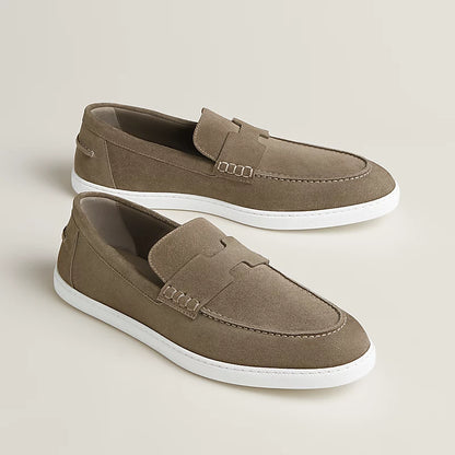 Job loafer in étoupe suede