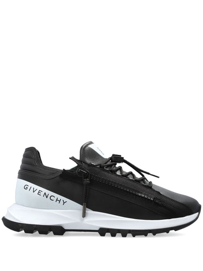 Schwarze Spectre Runner Sneakers