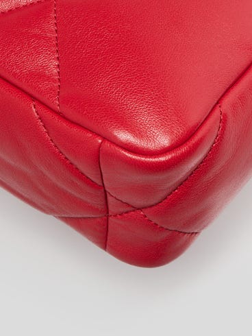 19 Small Flap Bag Red