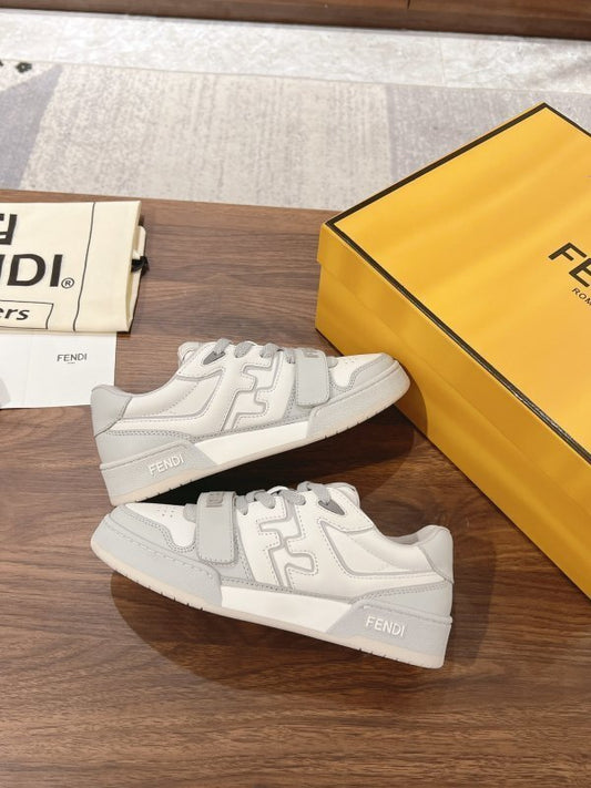 Sneakers Match in pelle grigio con dettagli in pelle bianca