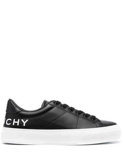 Ledersneaker mit schwarzem Logodruck