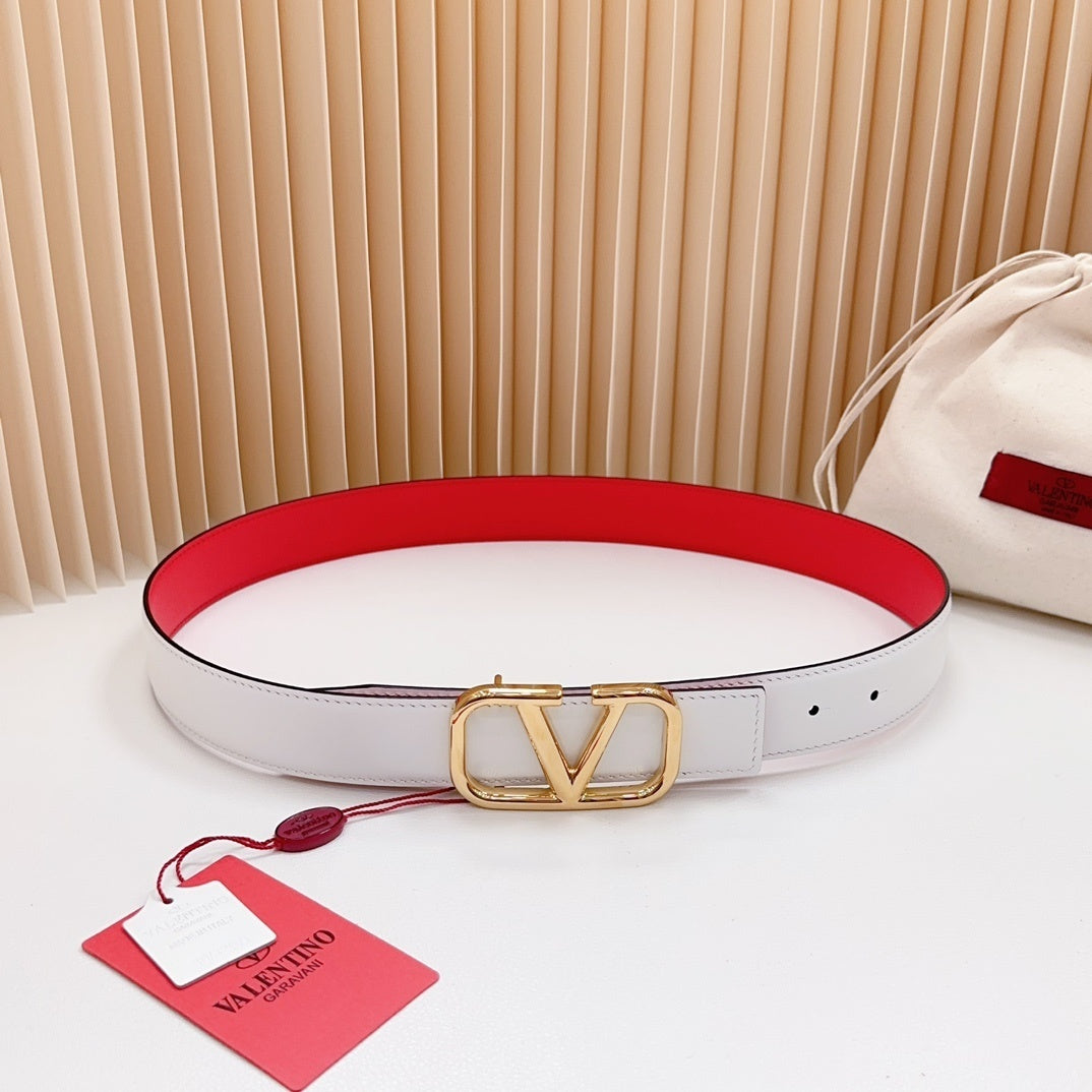 Reversible white VLogo Signature glossy calfskin belt