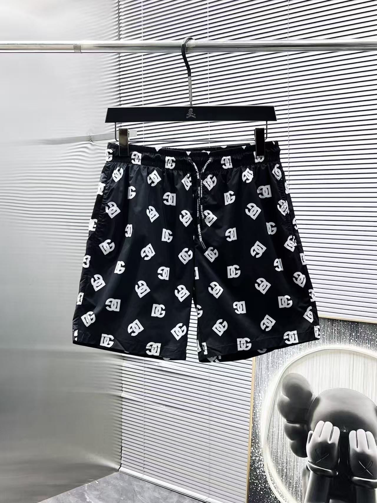 Costume da bagno con Motivo Monogramma Nero