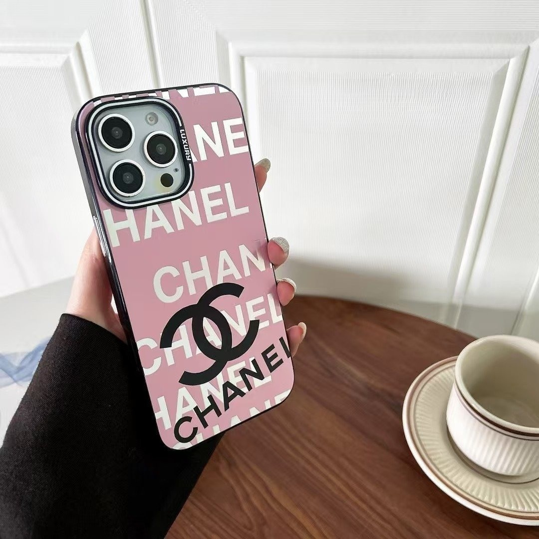 iPhone 15 Pro Max pink case