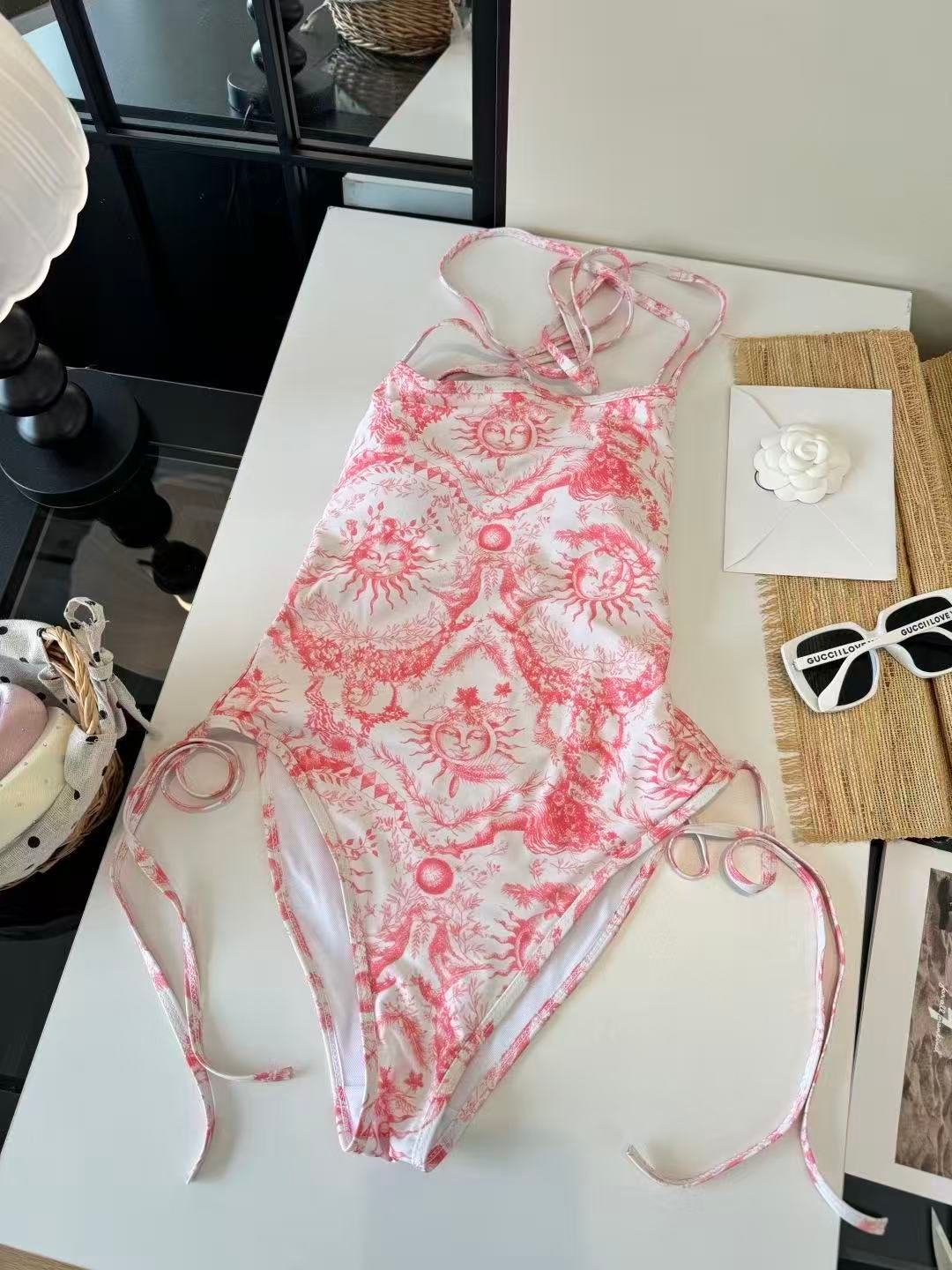 Costume Intero con Motivo Sole Celeste Rosa