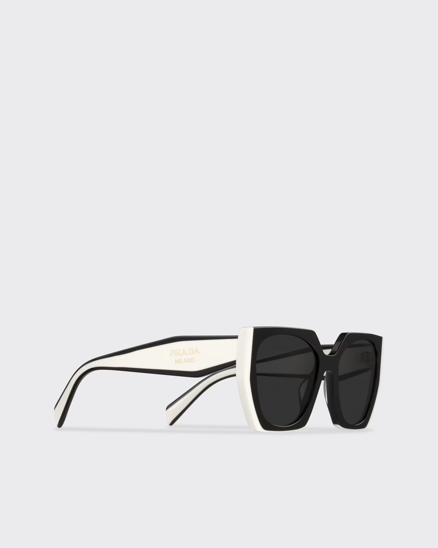 Sunglasses with logo with Slate Lenses
