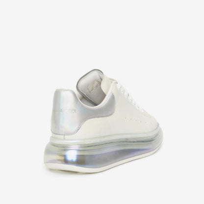 Oversized in silver white gum
