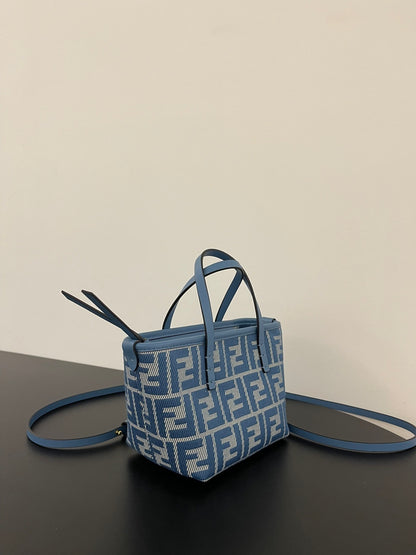 Borsa tote FF jacquard Mini Roll azzurra