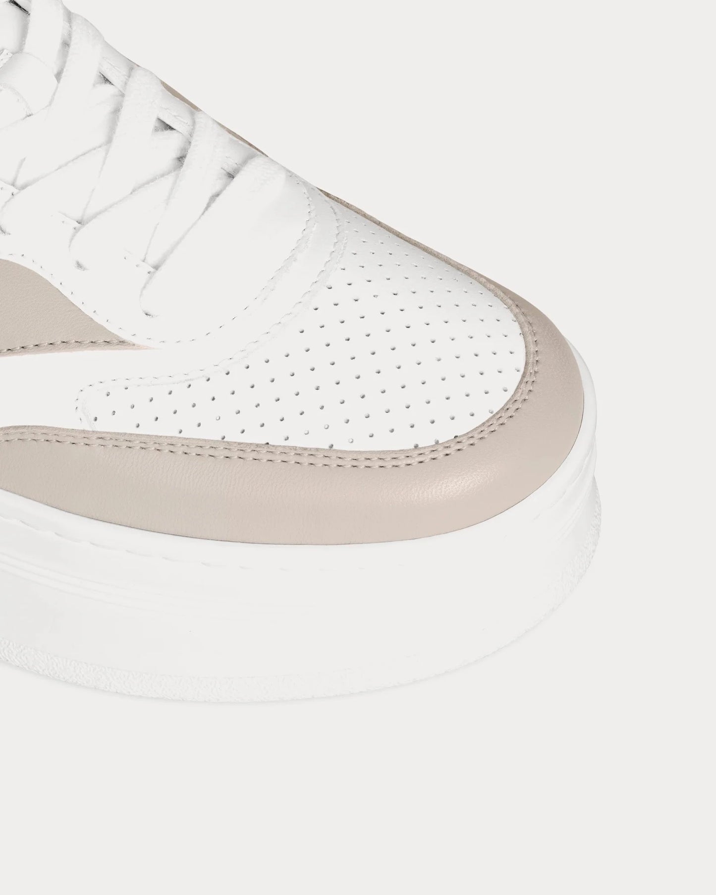 Sneakers basse con tacco a blocco in pelle di vitello Triomphe grigio / bianco ottico