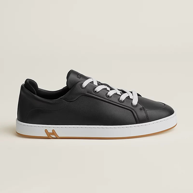 Kids' black/gold sneaker