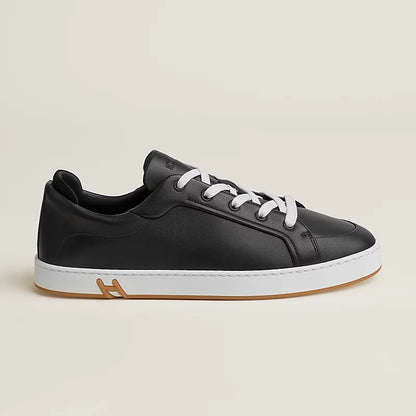 Kids' black/gold sneaker