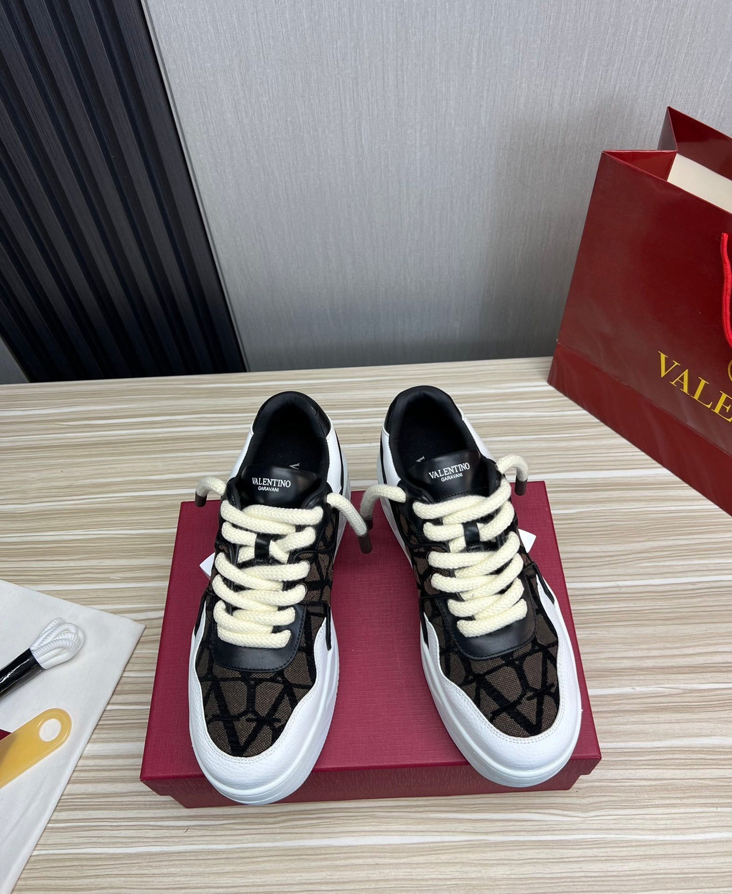 Black nappa leather One Stud XL low-top sneakers